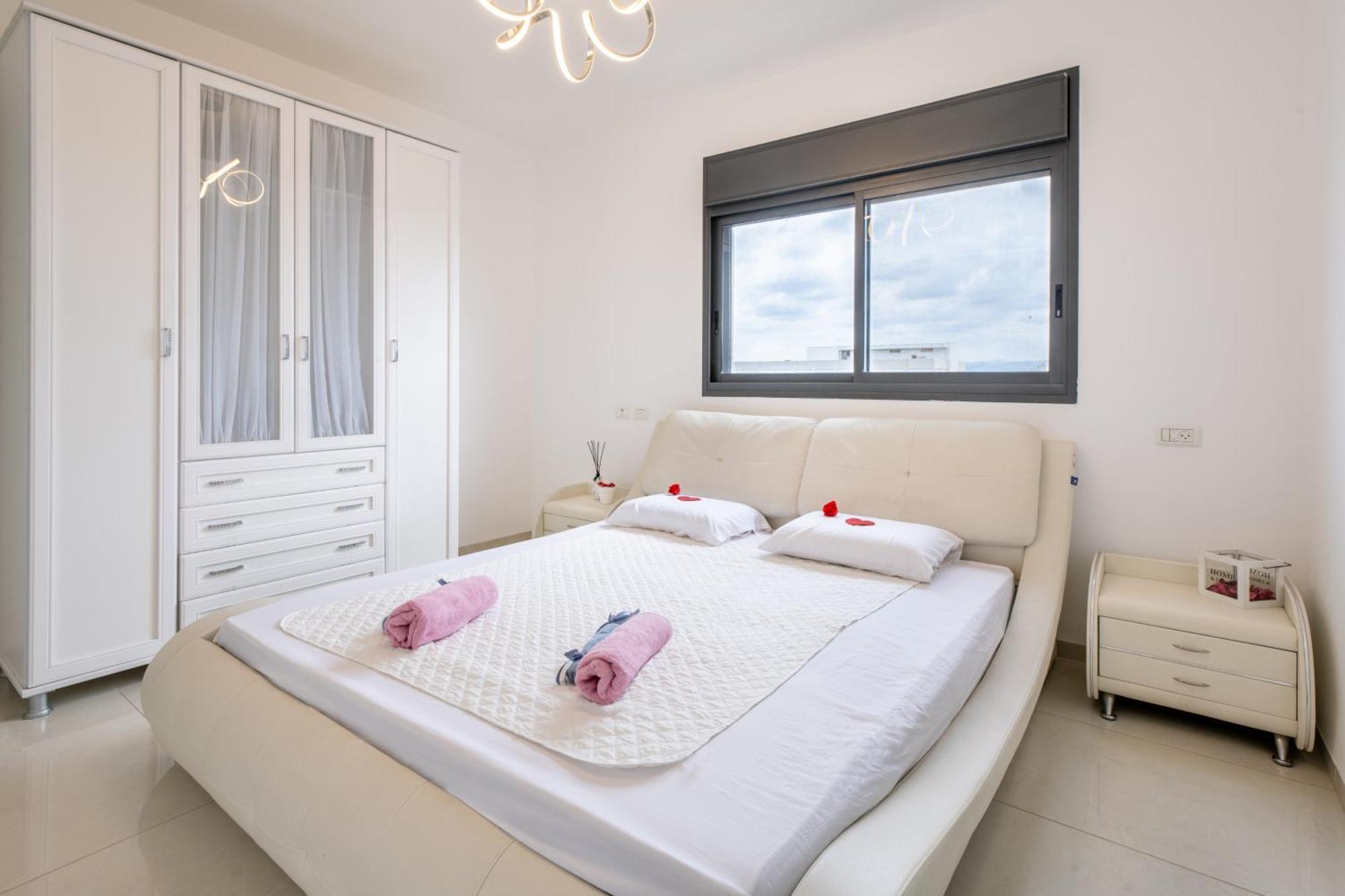 Balfour Sea View City Center Naharija Exteriér fotografie