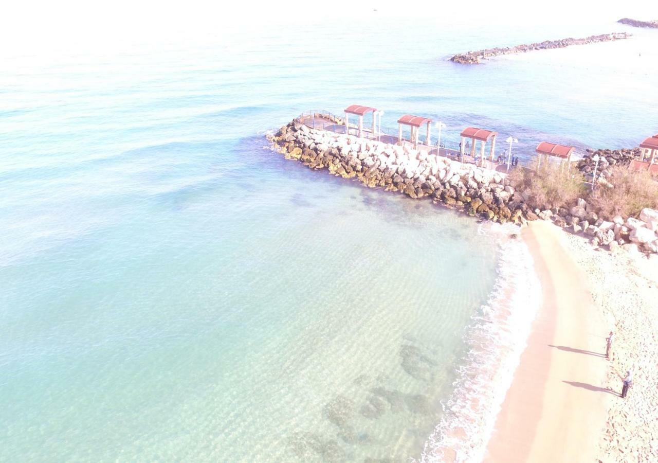 Balfour Sea View City Center Naharija Exteriér fotografie